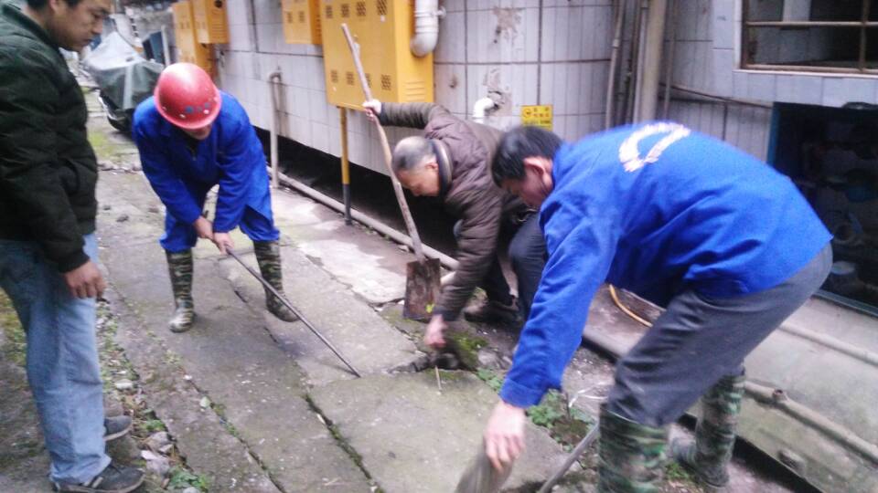 晋宁清掏化粪池、管道疏通一站式服务<高效><技术><可靠>